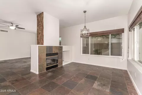 Living - 14660 S 25th Pl, Phoenix, AZ 85048 photo 6 of 12