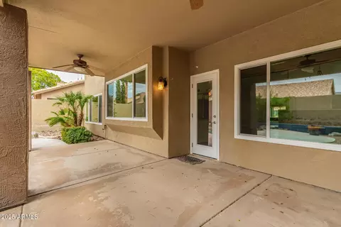Exterior - 14660 S 25th Pl, Phoenix, AZ 85048 photo 7 of 12