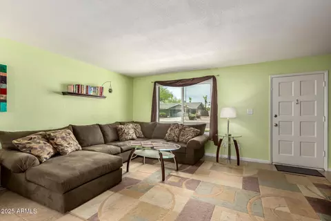 1724 E Baker Dr, Tempe, AZ 85282 photo 3
