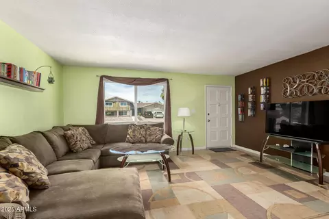 1724 E Baker Dr, Tempe, AZ 85282 photo 4