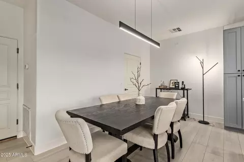 Dining - 10011 N 1st Ave, Phoenix, AZ 85021 photo 1 of 1
