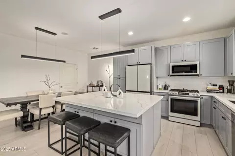 Kitchen - 10011 N 1st Ave, Phoenix, AZ 85021 photo 2 of 3