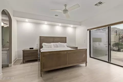 Bedroom - 10011 N 1st Ave, Phoenix, AZ 85021 photo 4 of 5