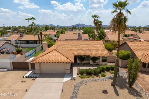 4335 E Betty Elyse Ln, Phoenix, AZ 85032