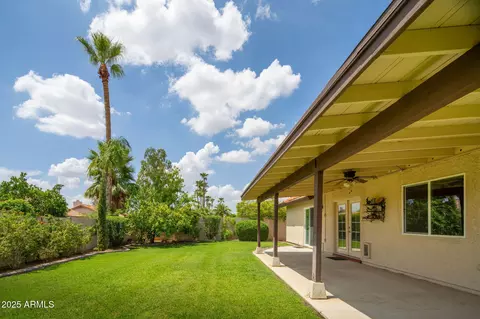 Exterior - 4335 E Betty Elyse Ln, Phoenix, AZ 85032 photo 4 of 9