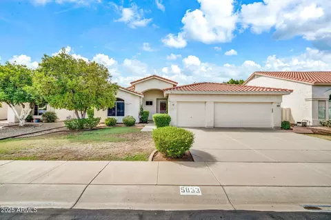 5833 W Charter Oak Rd, Glendale, AZ 85304
