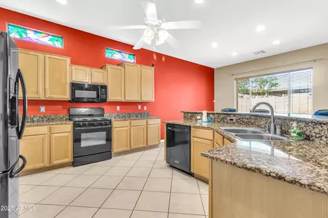 2134 E Springfield Pl, Chandler, AZ 85286 photo 8