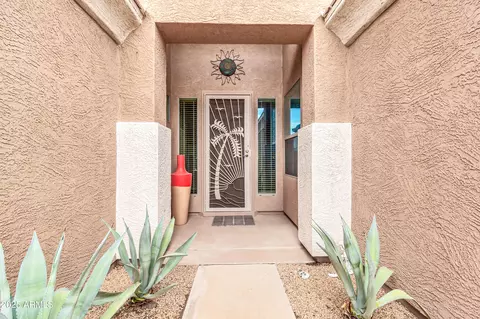 2134 E Springfield Pl, Chandler, AZ 85286 photo 4