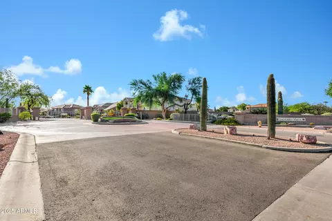 View/Area - 7555 E Laurel St, Mesa, AZ 85207 photo 3 of 15