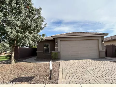 815 W Leadwood Ave, San Tan Valley, AZ 85140