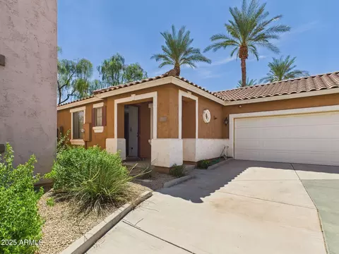 6334 S Blake St, Gilbert, AZ 85298