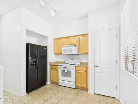 6334 S Blake St, Gilbert, AZ 85298 photo 7