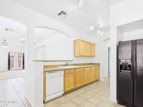 6334 S Blake St, Gilbert, AZ 85298 photo 8