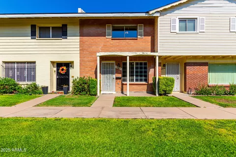 4438 E Belleview St, Phoenix, AZ 85008