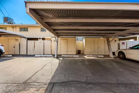 Exterior - 4438 E Belleview St, Phoenix, AZ 85008 photo 6 of 9