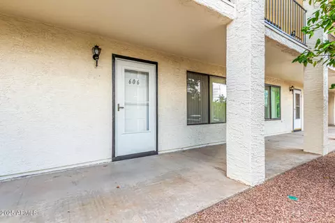 Exterior - 3270 S Goldfield Rd #606, Apache Junction, AZ 85119 photo 5 of 8