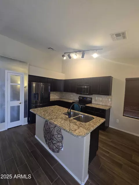 Kitchen - 1325 E Branham Ln, Phoenix, AZ 85042 photo 1 of 3