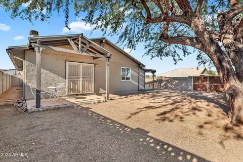 Exterior - 723 W 5th Ave, Apache Junction, AZ 85120 photo 5 of 10
