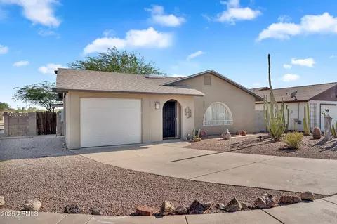 Exterior - 723 W 5th Ave, Apache Junction, AZ 85120 photo 9 of 10
