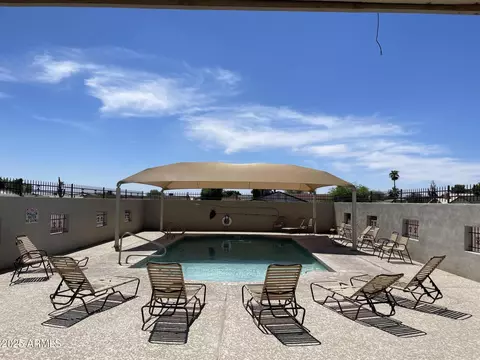 Exterior - 723 W 5th Ave, Apache Junction, AZ 85120 photo 10 of 10