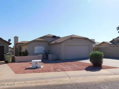 6915 W Gardenia Ave, Glendale, AZ 85303