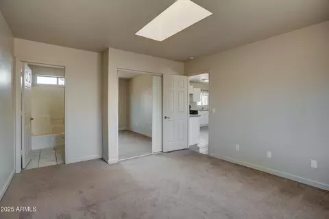 Bedroom - 17661 E Bluejay Dr, Mayer, AZ 86333 photo 1 of 2