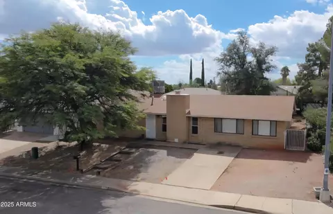 1296 Ocotillo Dr, Sierra Vista, AZ 85635