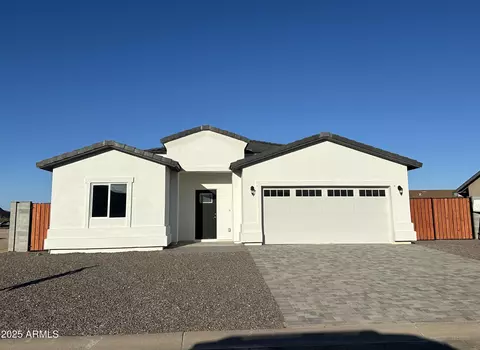 10200 W Catalina Dr, Arizona City, AZ 85123