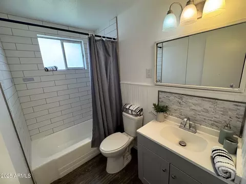 Bath - 504 Alegre Pl, Bisbee, AZ 85603 photo 1 of 1