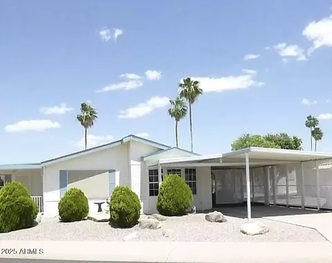 5808 E Lockwood St, Mesa, AZ 85215