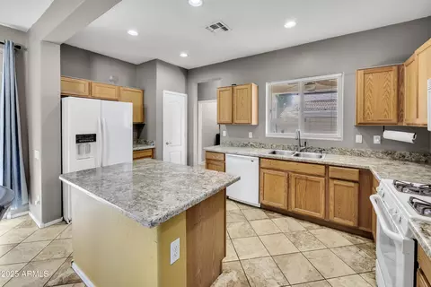 310 N 77th Pl, Mesa, AZ 85207 photo 12