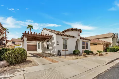 310 N 77th Pl, Mesa, AZ 85207