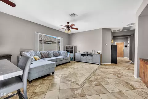 310 N 77th Pl, Mesa, AZ 85207 photo 6