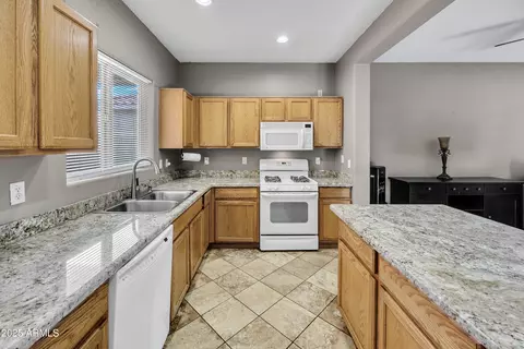 310 N 77th Pl, Mesa, AZ 85207 photo 14