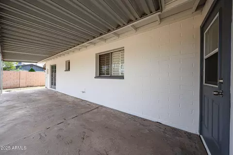 Exterior - 1648 E Campus Dr, Tempe, AZ 85282 photo 3 of 7