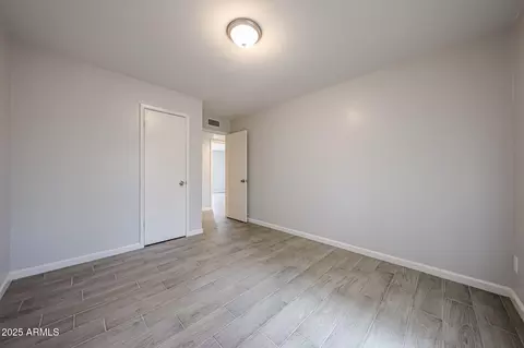 Bedroom - 1648 E Campus Dr, Tempe, AZ 85282 photo 4 of 9