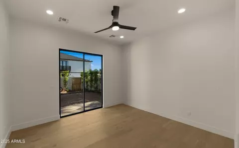 4911 E Amelia Ave, Phoenix, AZ 85018 photo 13