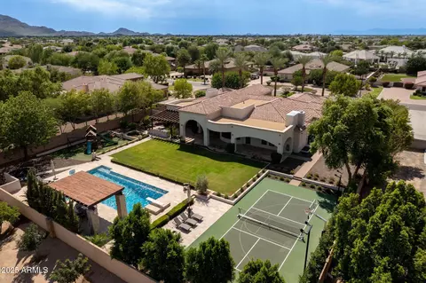 6539 S Oakwood Way, Gilbert, AZ 85298