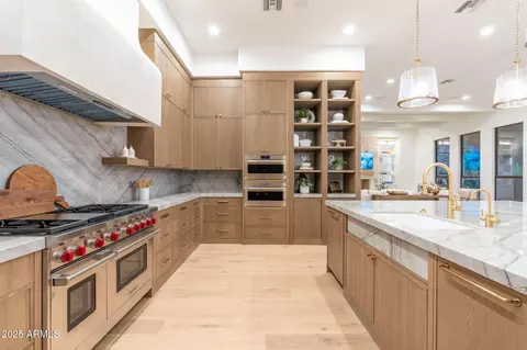 6539 S Oakwood Way, Gilbert, AZ 85298