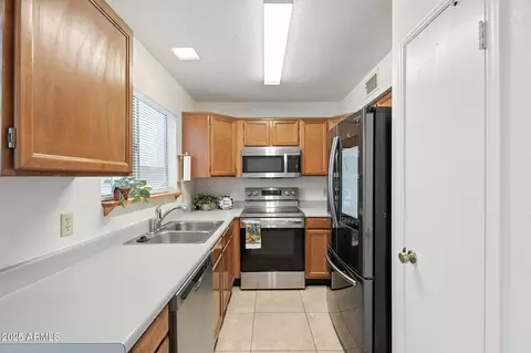1023 Escuda Dr, Phoenix, AZ 85024 photo 32