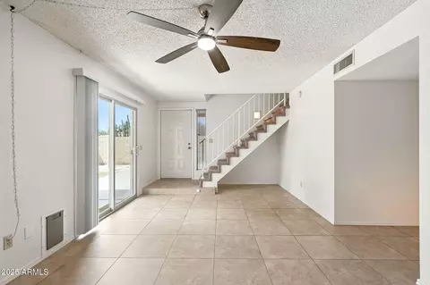1023 Escuda Dr, Phoenix, AZ 85024 photo 12