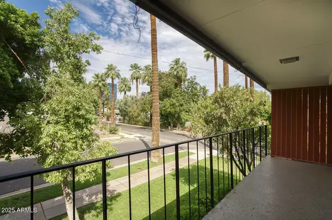 Exterior - 101 E Palm Ln #C, Phoenix, AZ 85004 photo 4 of 8