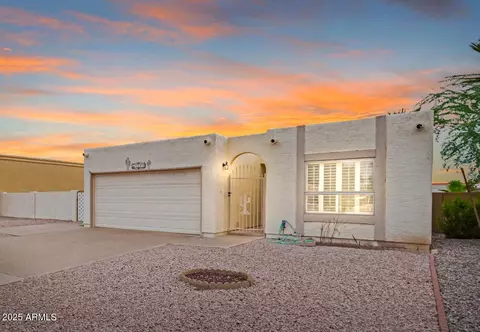 9205 E Citrus Ln N, Sun Lakes, AZ 85248