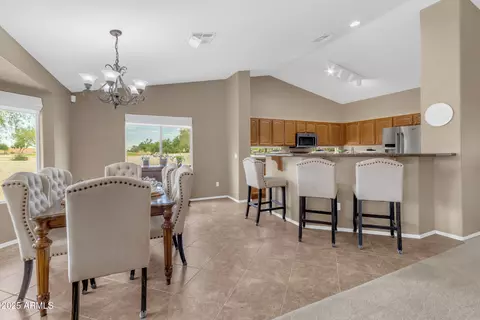 127 S Hancock Trl, Casa Grande, AZ 85194