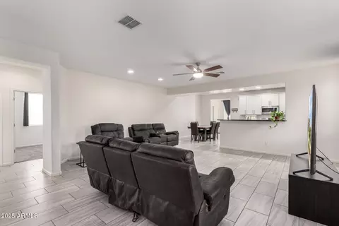 Entry Way - 7207 E Olla Ave, Mesa, AZ 85212 photo 1 of 1