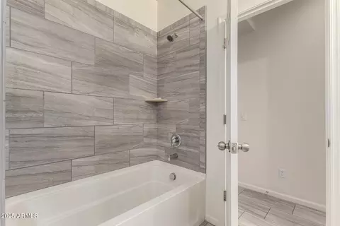 Bath - 7207 E Olla Ave, Mesa, AZ 85212 photo 4 of 4