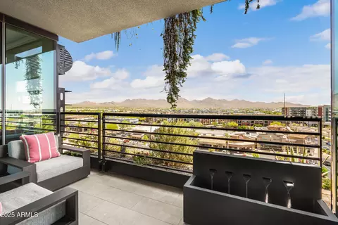 7180 E Kierland Blvd #811, Scottsdale, AZ 85254