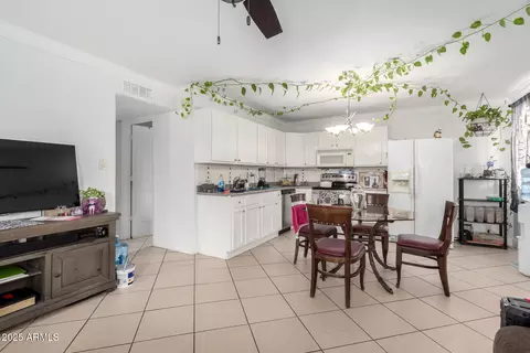2501 E Southgate Ave, Phoenix, AZ 85040 photo 5