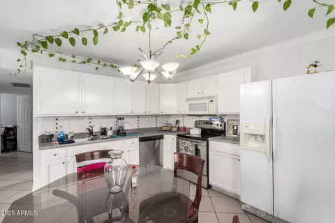 2501 E Southgate Ave, Phoenix, AZ 85040 photo 8