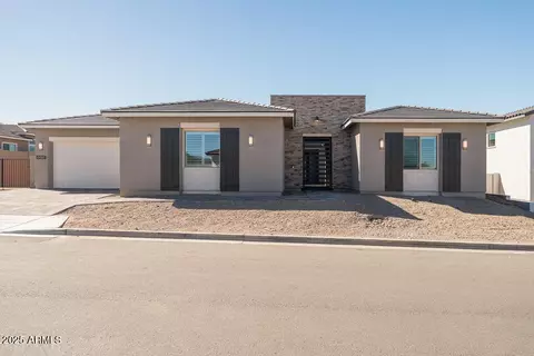 10114 S 38th Ln, Laveen, AZ 85339